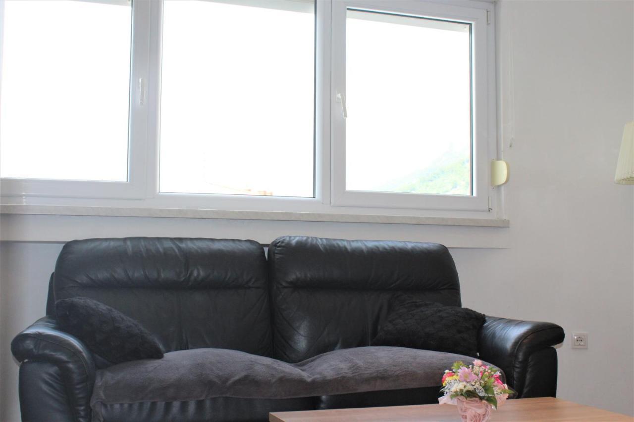 Tomislav Apartment Makarska Exterior photo